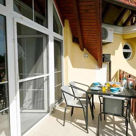 Chris By Interhome Apartment