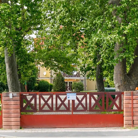 Chris By Interhome *